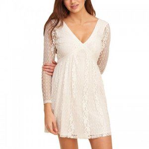 NWT White Long-Sleeve Lace Hollister Dress Size: S